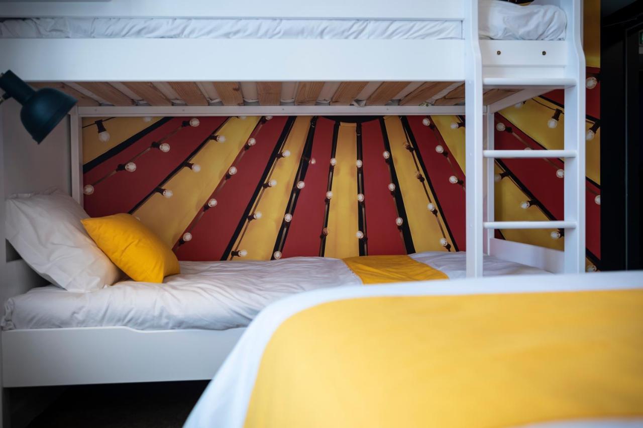 L'Auberge Des Artistes Nieul-sur-l'Autise Екстериор снимка